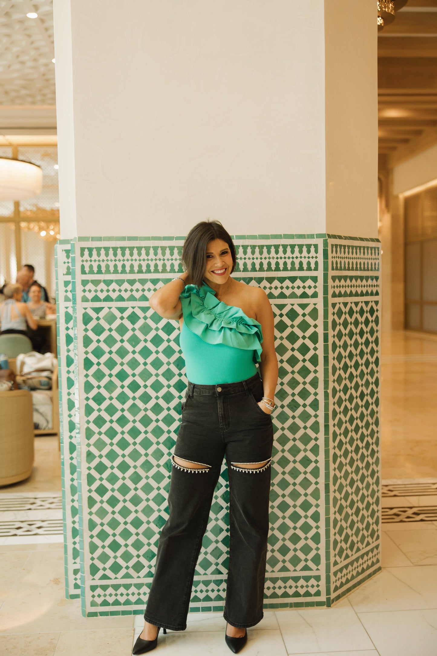 Cut Out Rhinestone Jeans -clearance