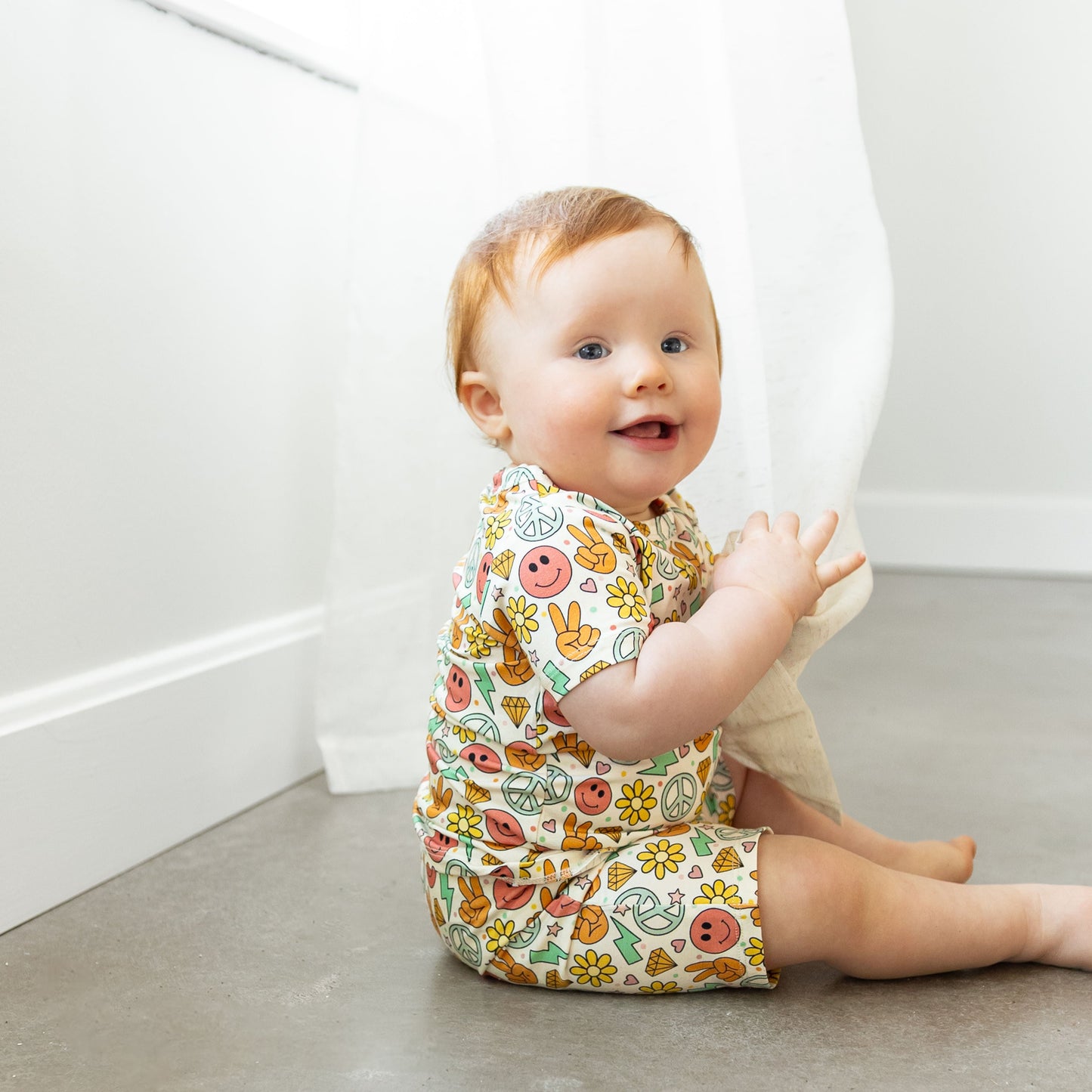 TWO PIECE SHORTIE SET- Groovy Summer