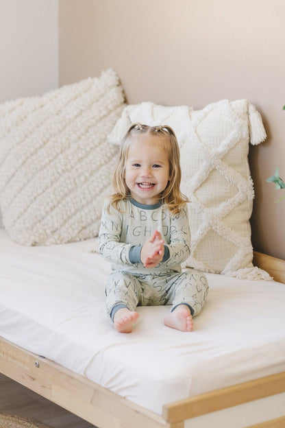 I <3 U ABC 2pc Bamboo Pajamas *Size 5 Left